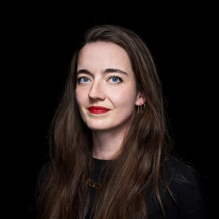 Porträt von Sabine Adler